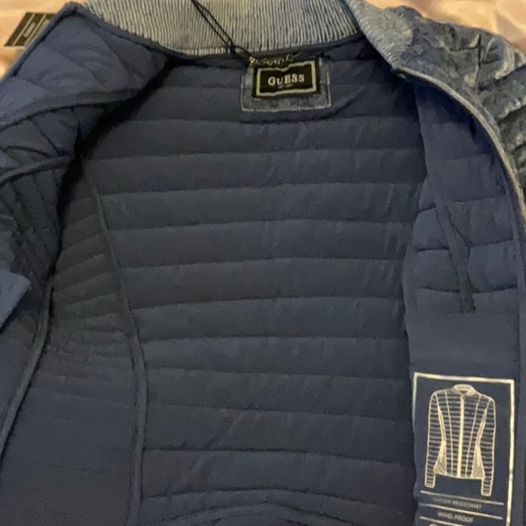 Guess Water Resistant /Wind Proof ” Blue Size small - Picture 8 of 13